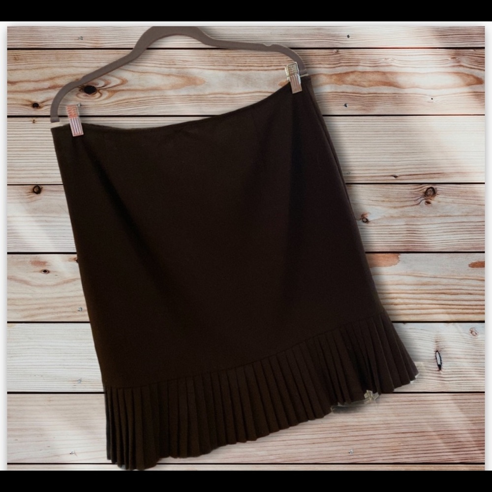 Briggs New York Brown Pleated Skirt Size 16